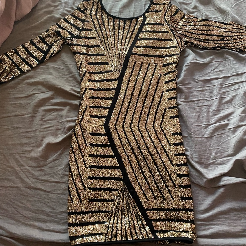 Black and gold mini sequined dress. Size small